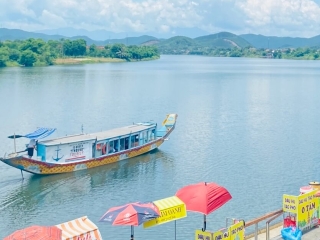 Sông Hương: Vẻ đẹp lặng lẽ của cố đô